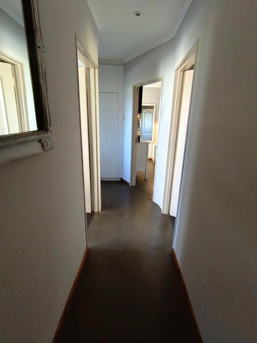 3 Bedroom Property for Sale in Wavecrest Eastern Cape